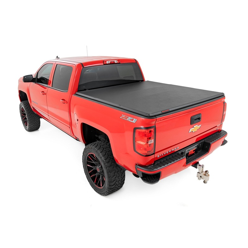 Soft Tri-Fold Bed Cover | 5’9″ Bed | Chevy/GMC 1500 (14-18 & Classic)