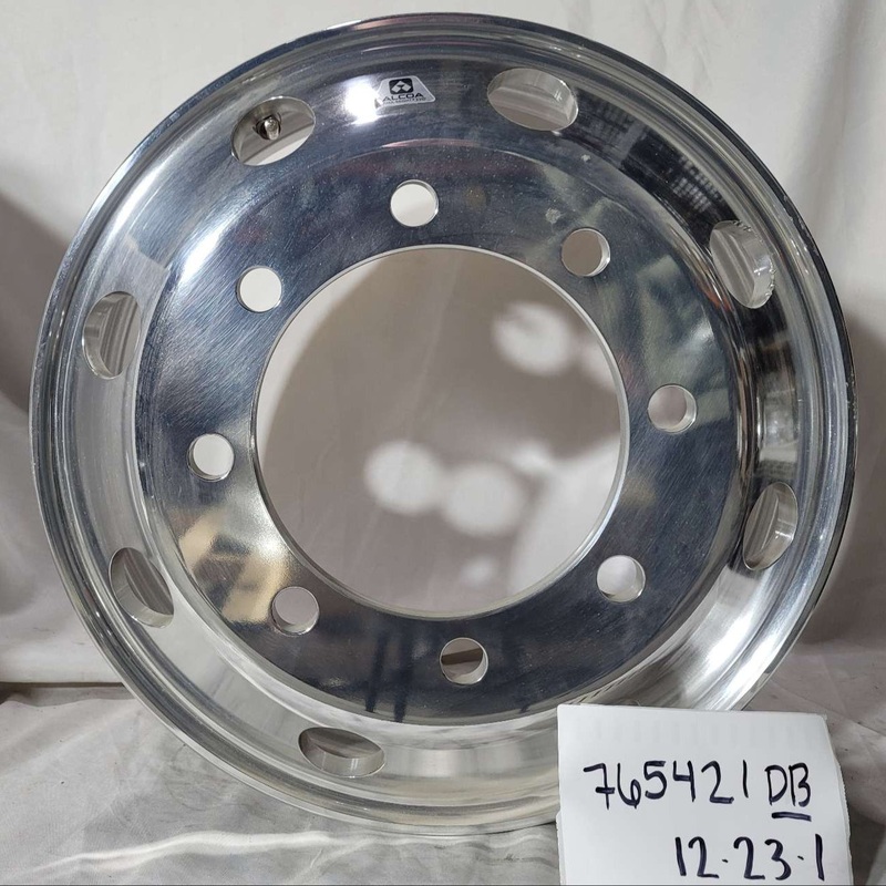 19.5×6.75 Alcoa 8x275mm Hub Pilot DuraBright Evo Front (returned item)