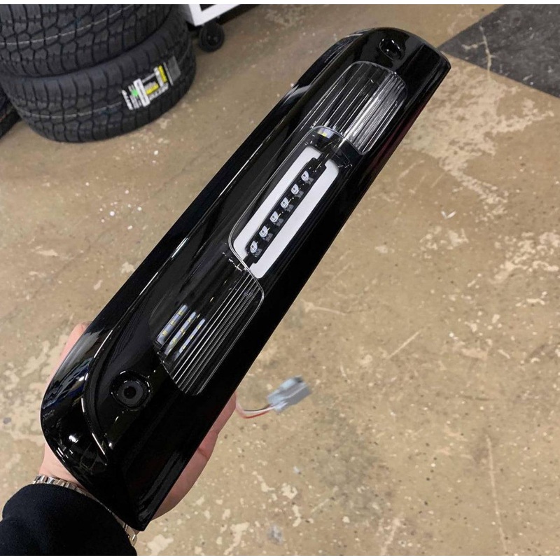2014-2019 GMC/Chevrolet 1500/2500/3500 Clear Lens (Paintable) LED Third Brake