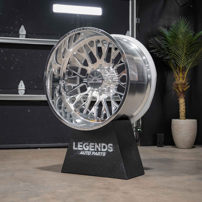 24×14 Liberty Forged LBTY17 – 8×170 Lug Pattern – Polished (Set of 4)