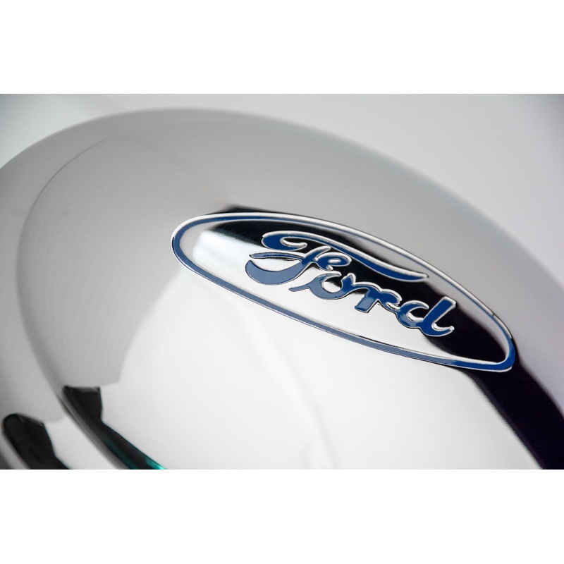 Hub Cap; 1934 4-Cylinder Car, Pickup